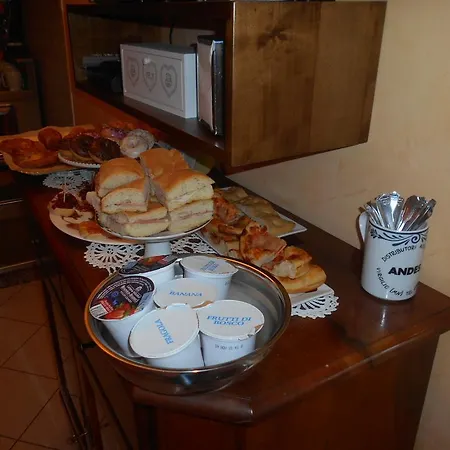 Hotel Paradiso